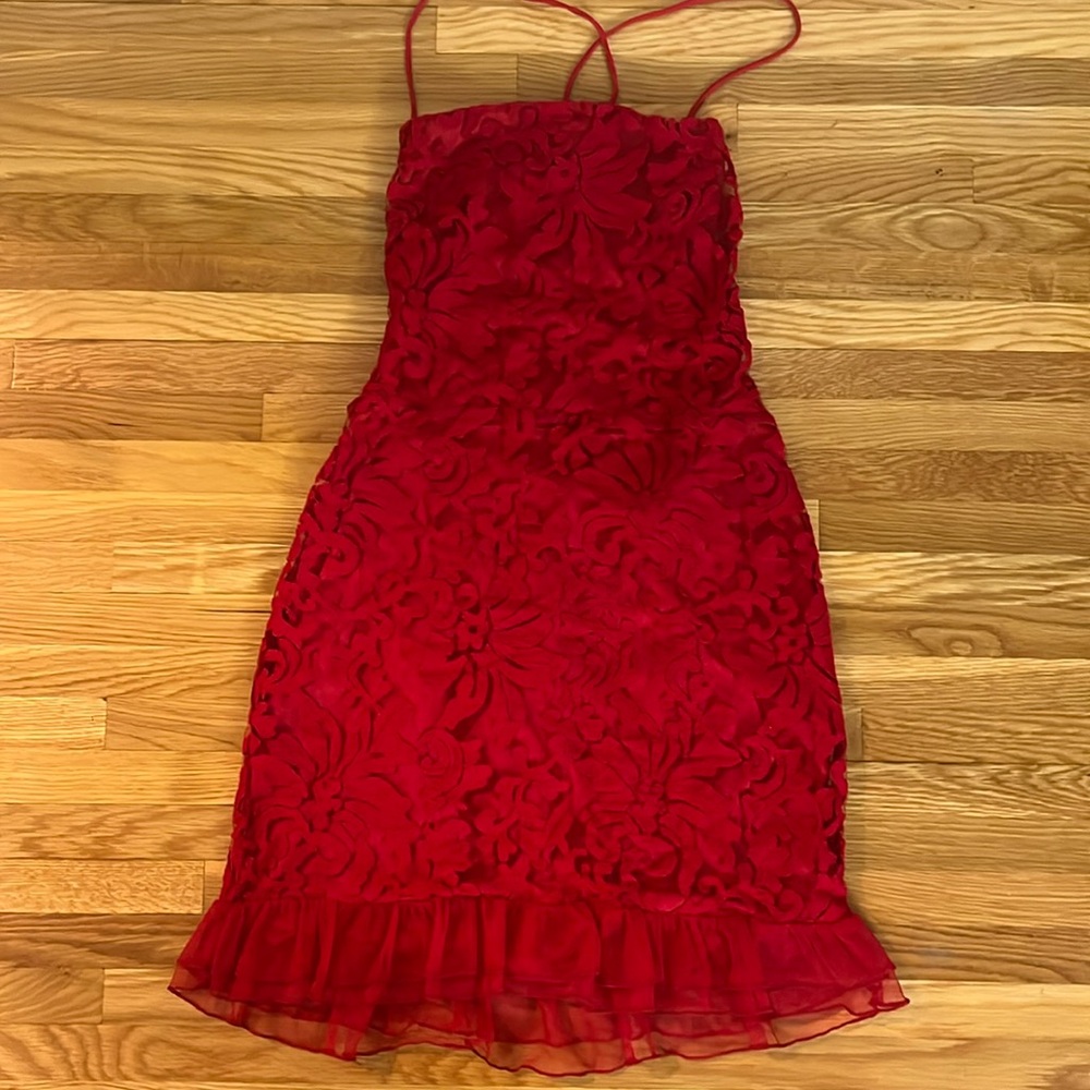 LUCY IN THE SKY Lace Dress